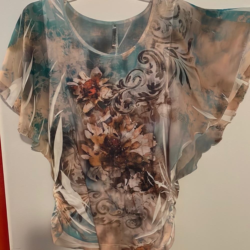 Espresso Winged Top